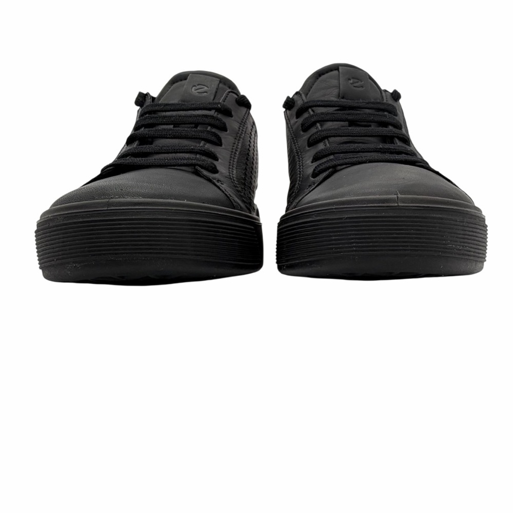 Ecco Street Tray Leather Perforated Black Sneakers - Picture 2 of 16